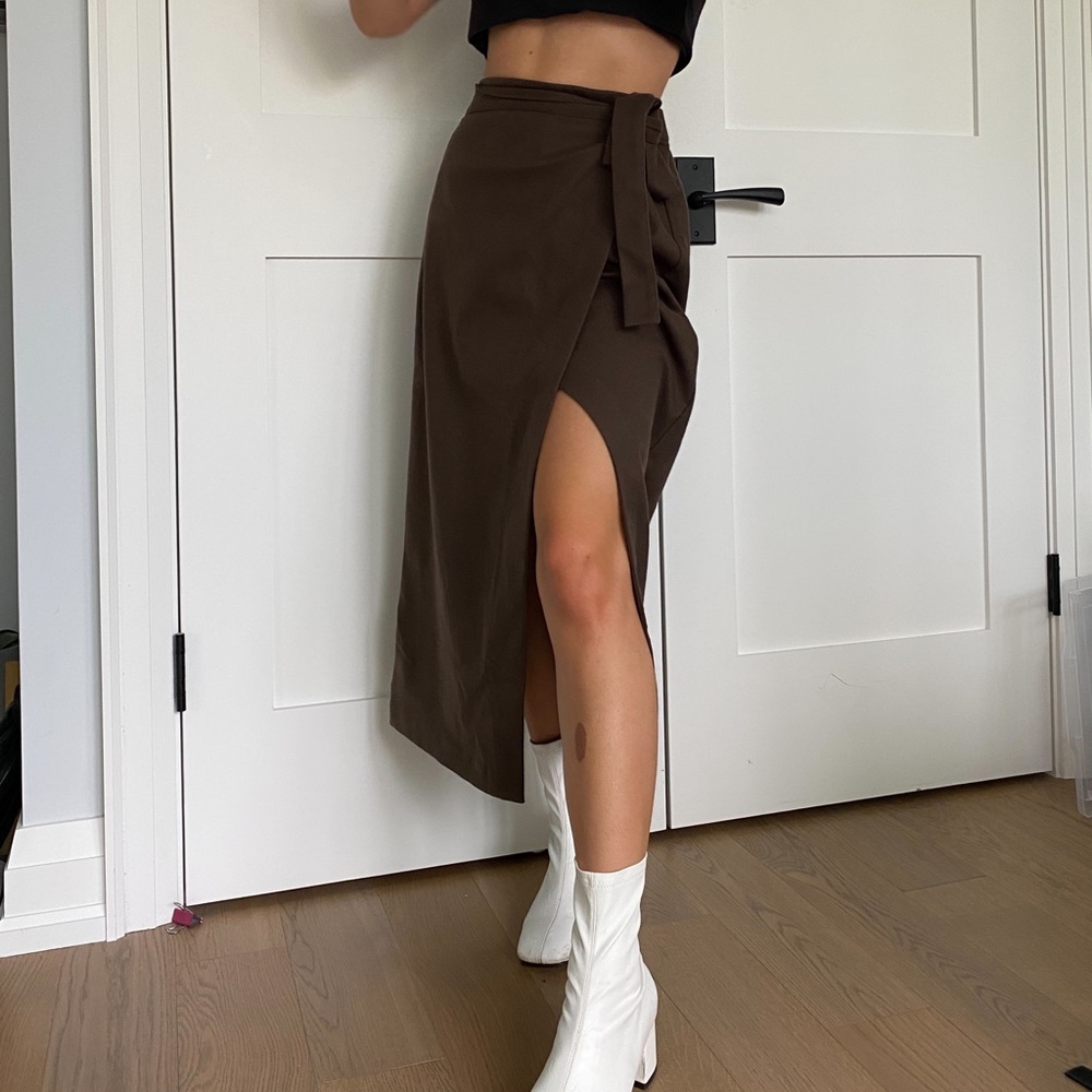 OAK + FORT wrap midi skirt